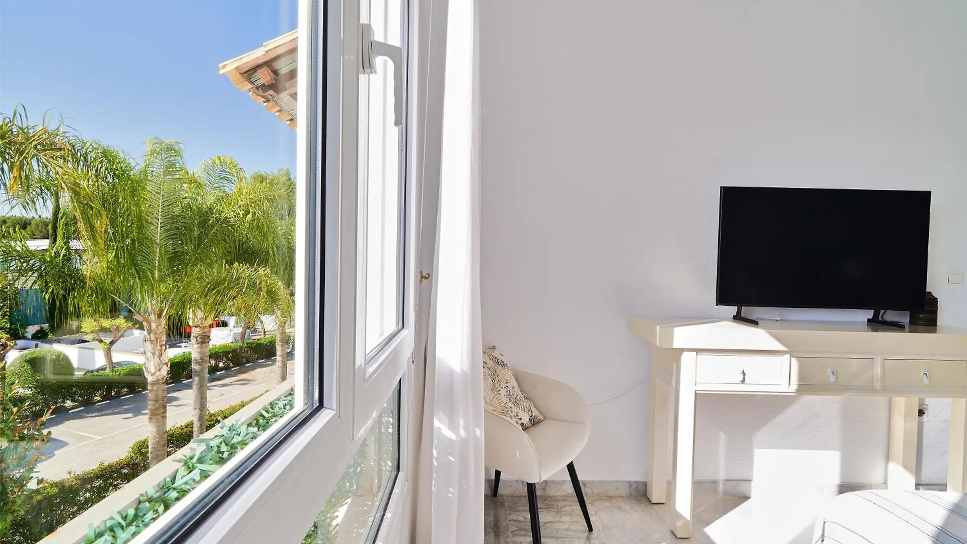 Marbella Banus Suites - Banus Rio Verde Beachside 0*,